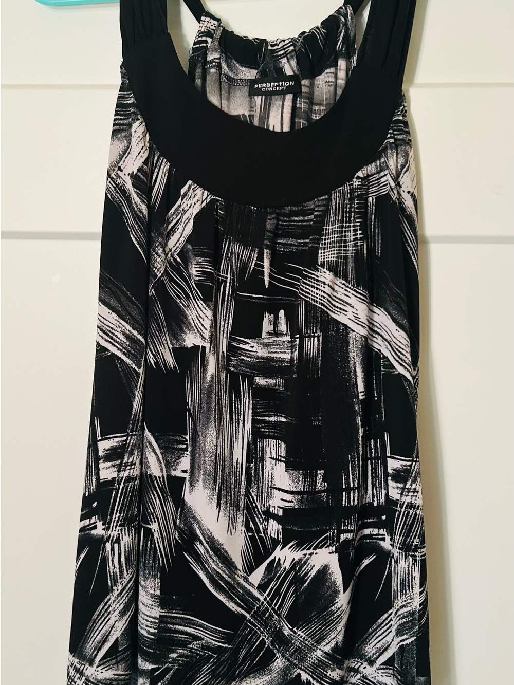 PerSeption Concept Black & White Abstract Brushstroke sleeveless top.